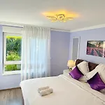 Charming With Garden, Free Parking Near Basel, Airport, Ger'many, France, Lejlighed Saint-Louis (Haut-Rhin)