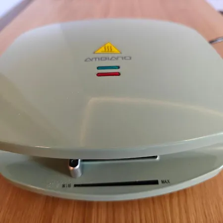 Charming With Garden, Free Parking Near Basel, Airport, Ger'many, France, Apartman