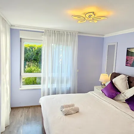 Charming With Garden, Free Parking Near Basel, Airport, Ger'many, France, Apartman *